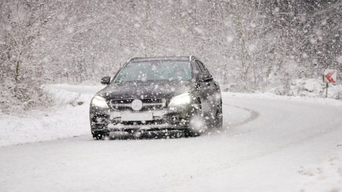 image 1 177 696x391 - Sicher Autofahren im Winter: Drei Reifenfehler, die es zu vermeiden gilt