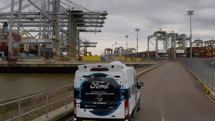 image 1 40 696x392 - Ford und Londons Hafenbetreiber DP World testen Vorteile autonom fahrender Transporter